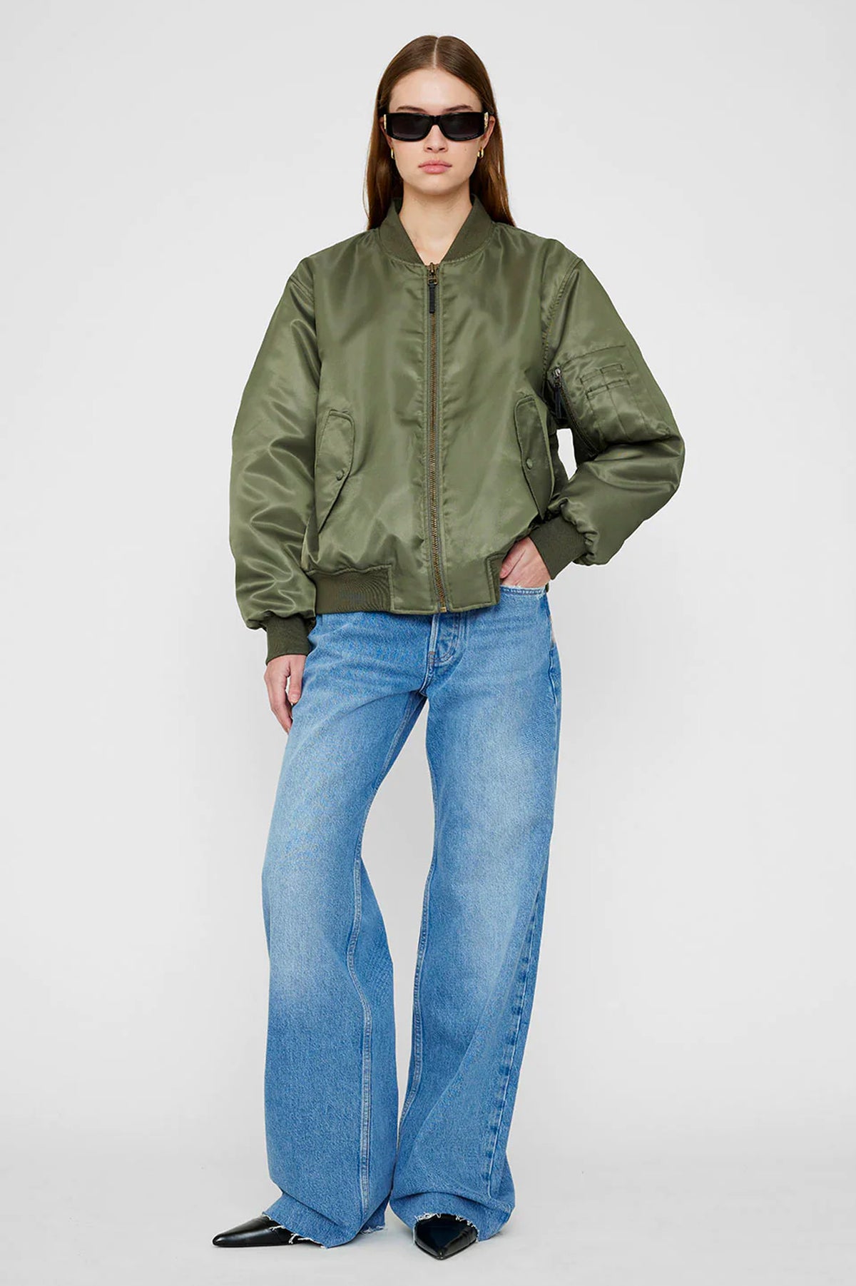 Leon Bomber in Army Green