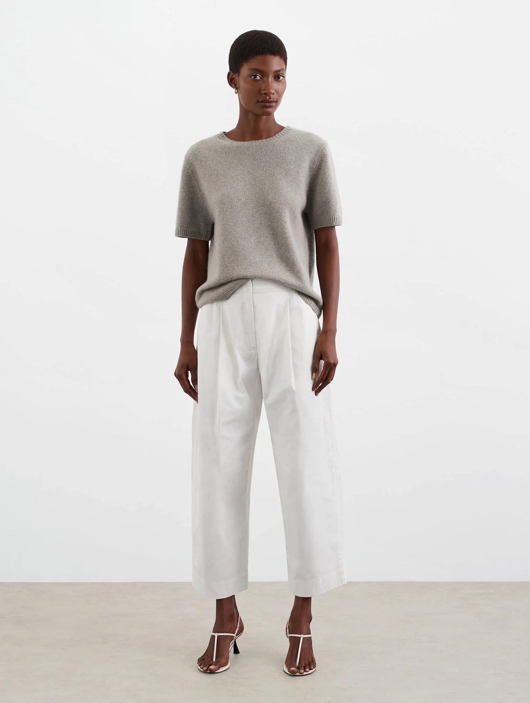 Chunky Cashmere T-Shirt in Greige