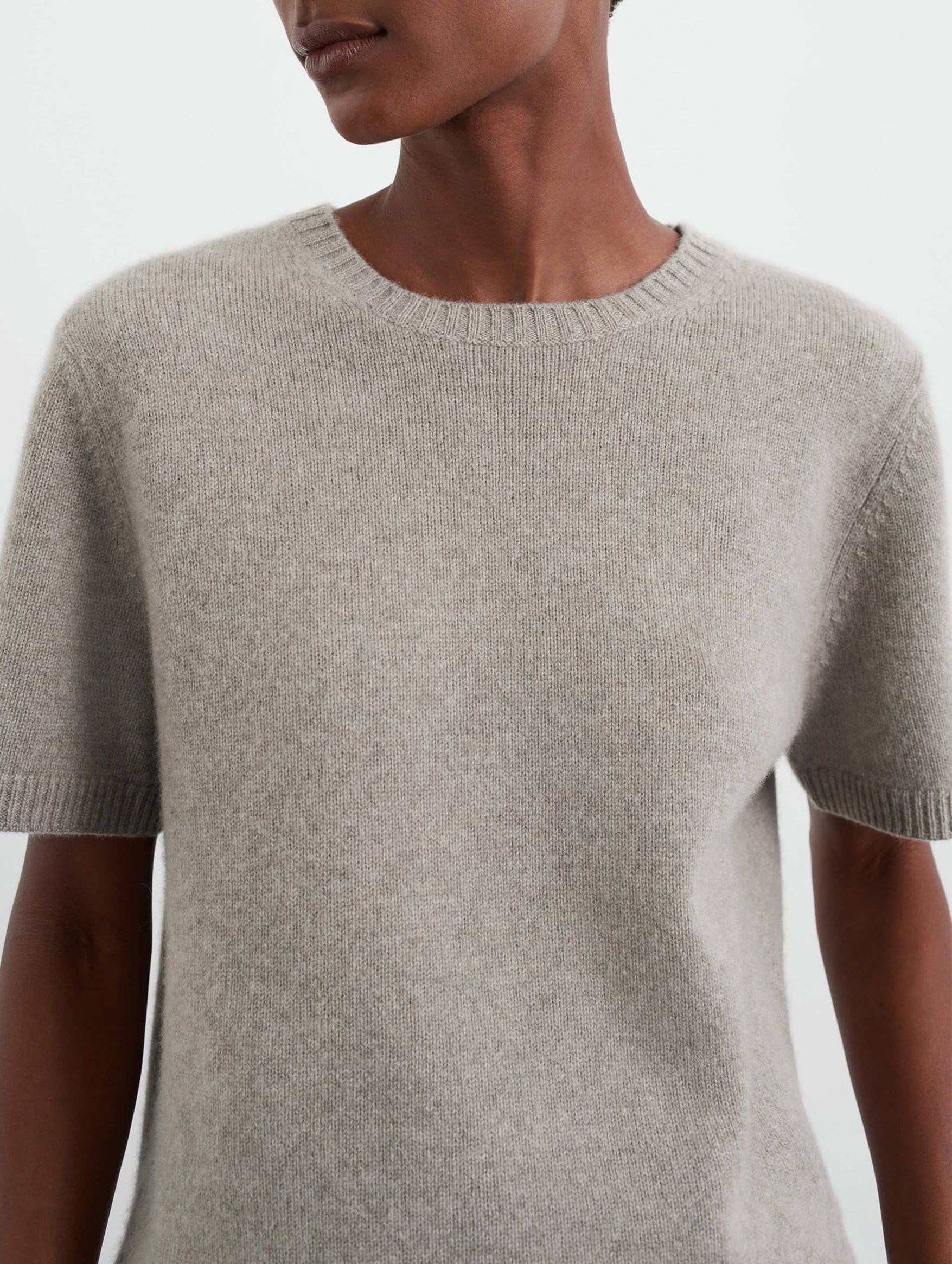 Chunky Cashmere T-Shirt in Greige