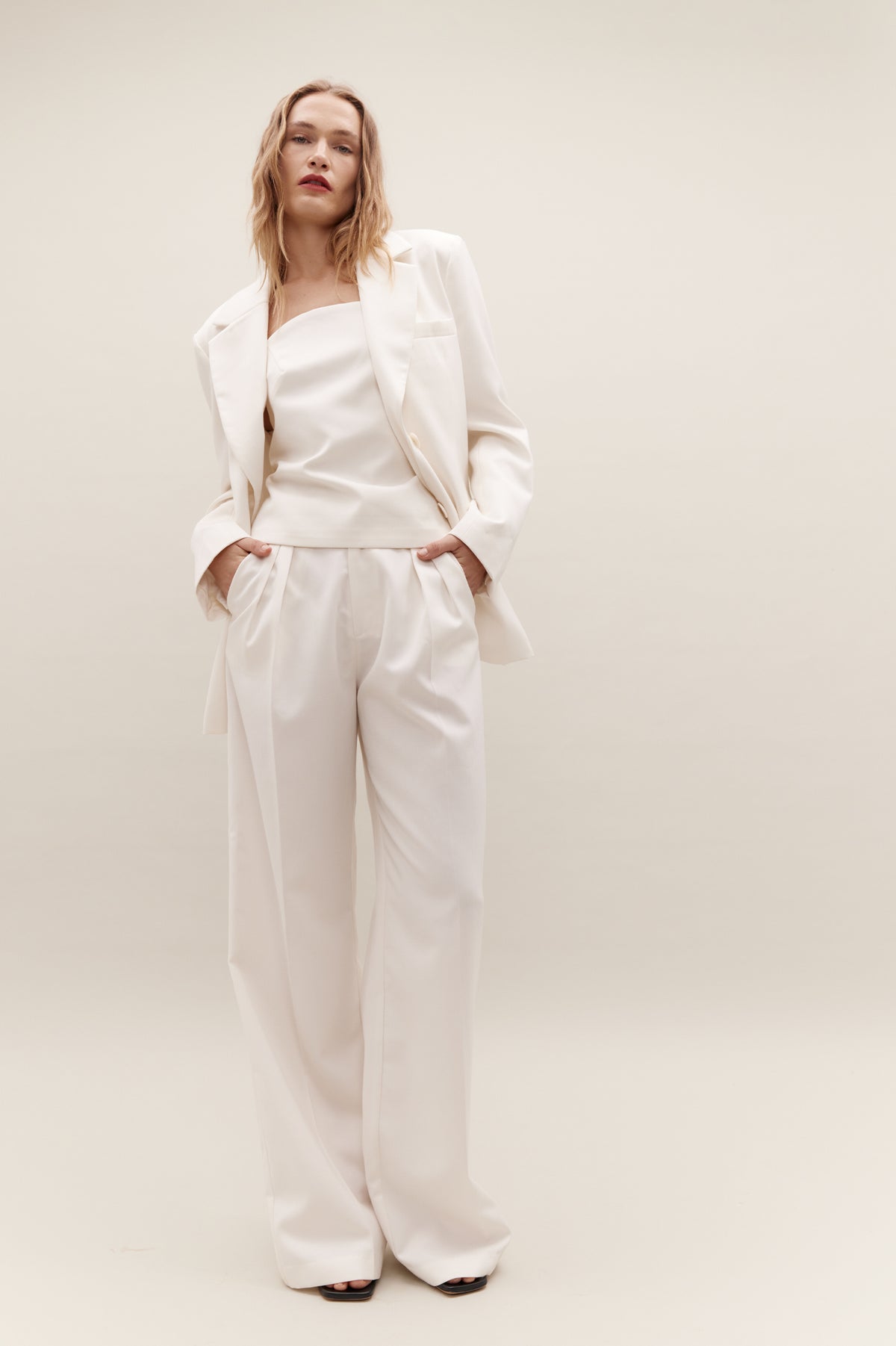 Double Pleated Trouser in Ivory