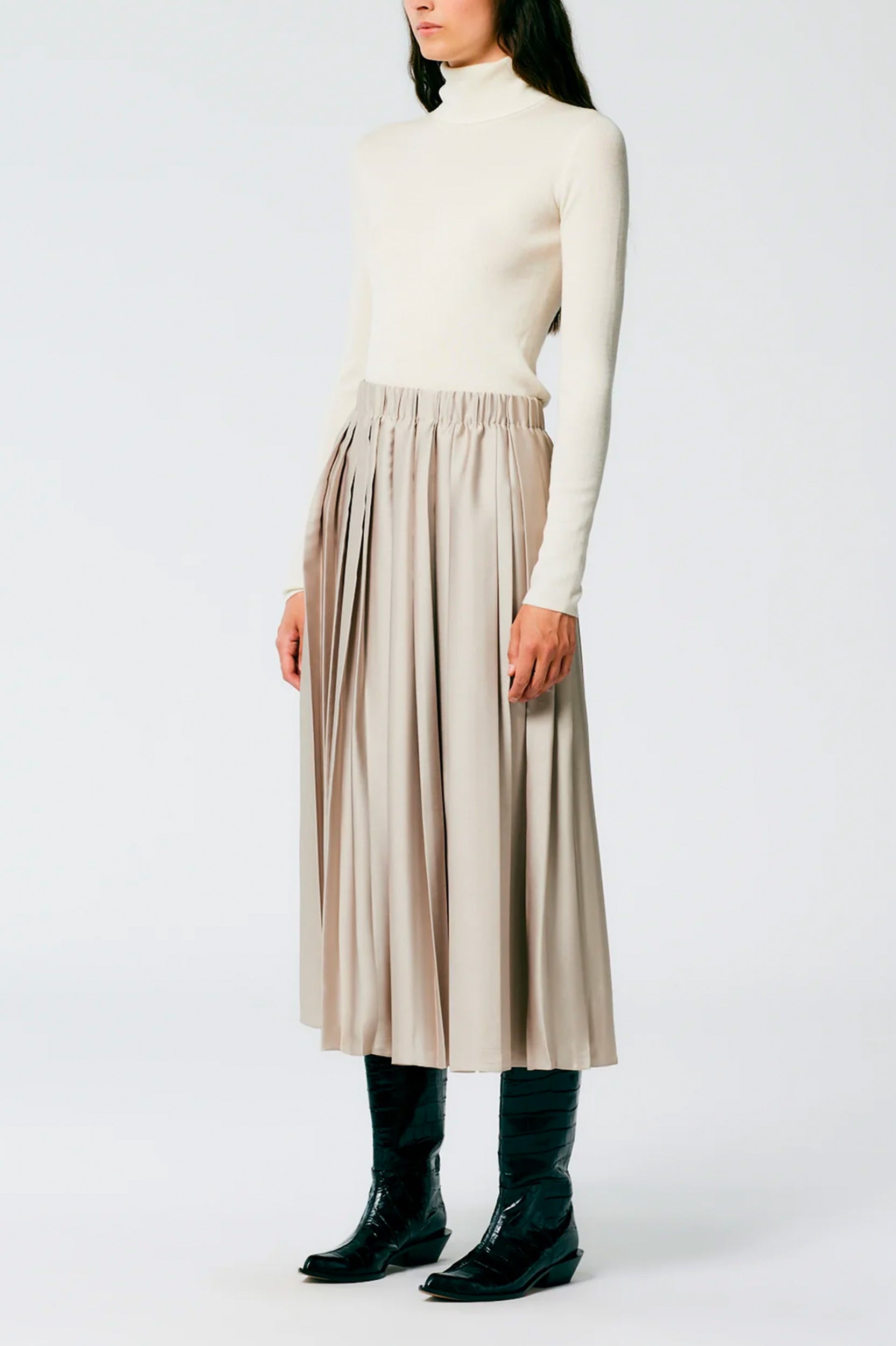 Feather Weight Pleated Skirt in Light Tan