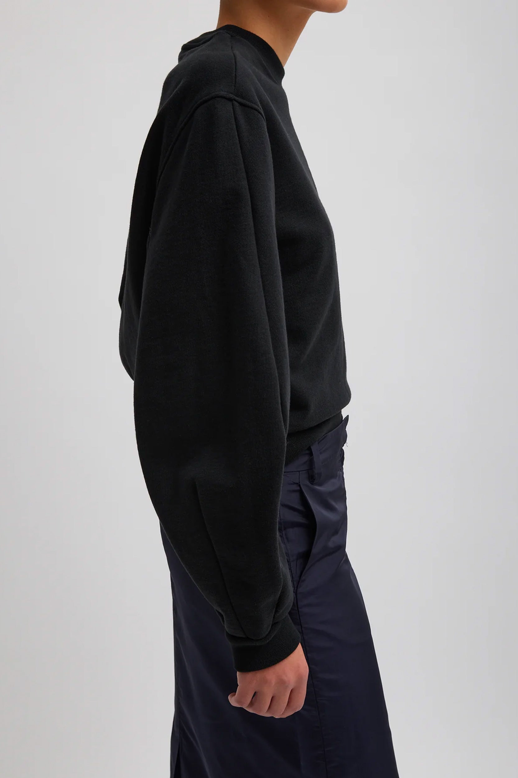 Sculpted Long Sleeve Sweatshirt in Black