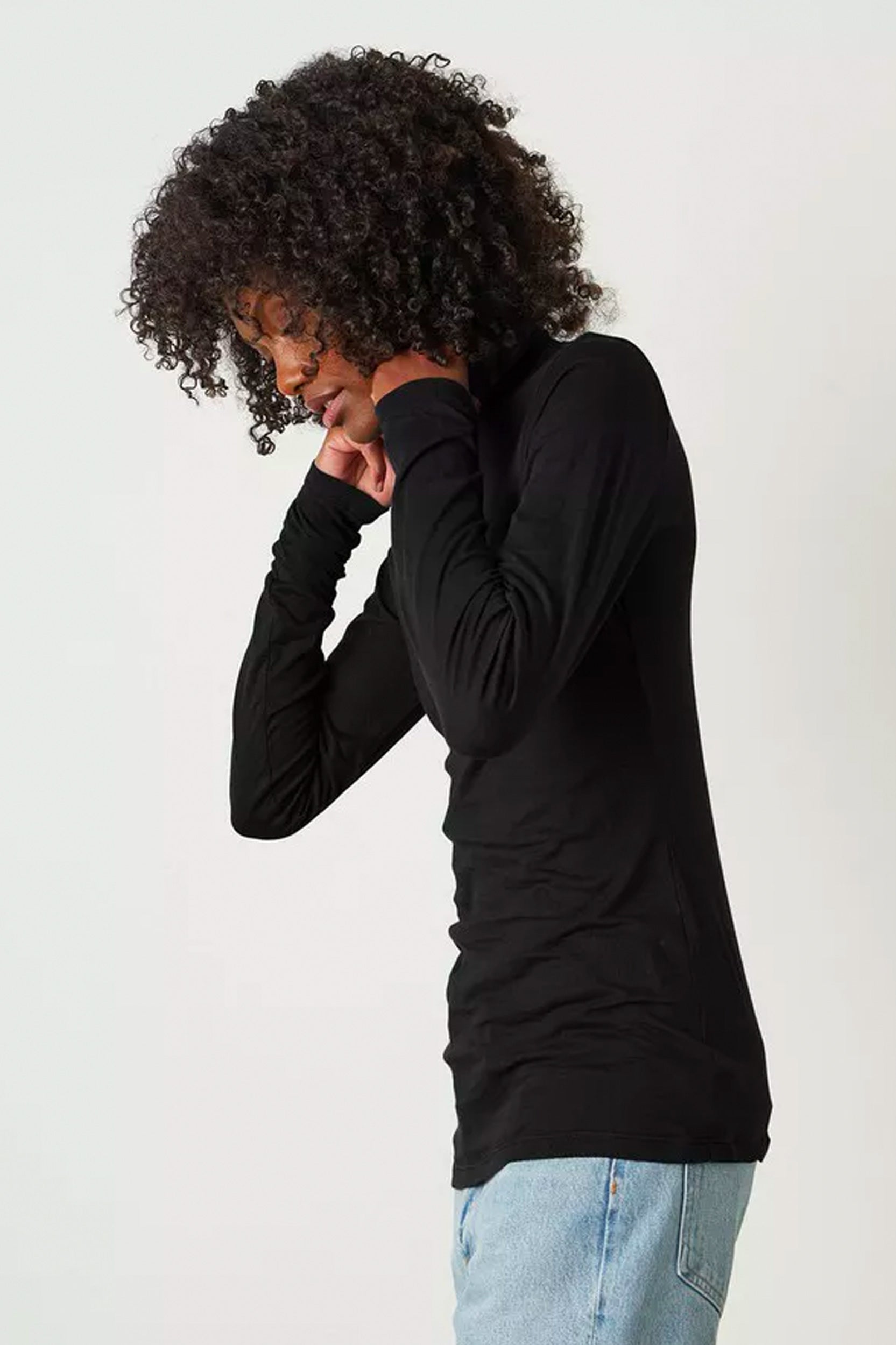 Talisia Whisper Fitted Tee in Black
