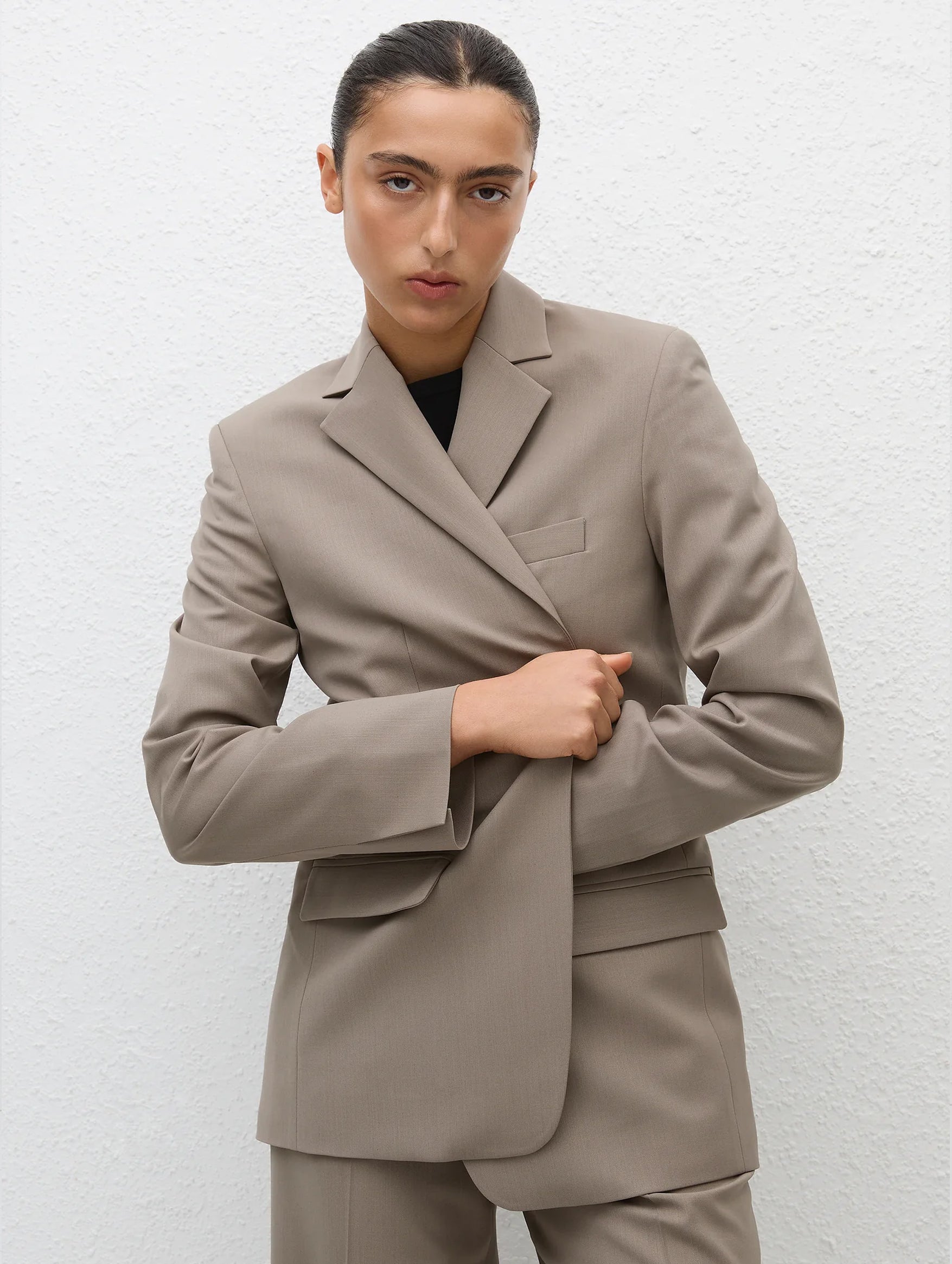 【海外輸入】 Blazer Tailored Relaxed in Boutique Muse – Taupe ジャケット・アウター