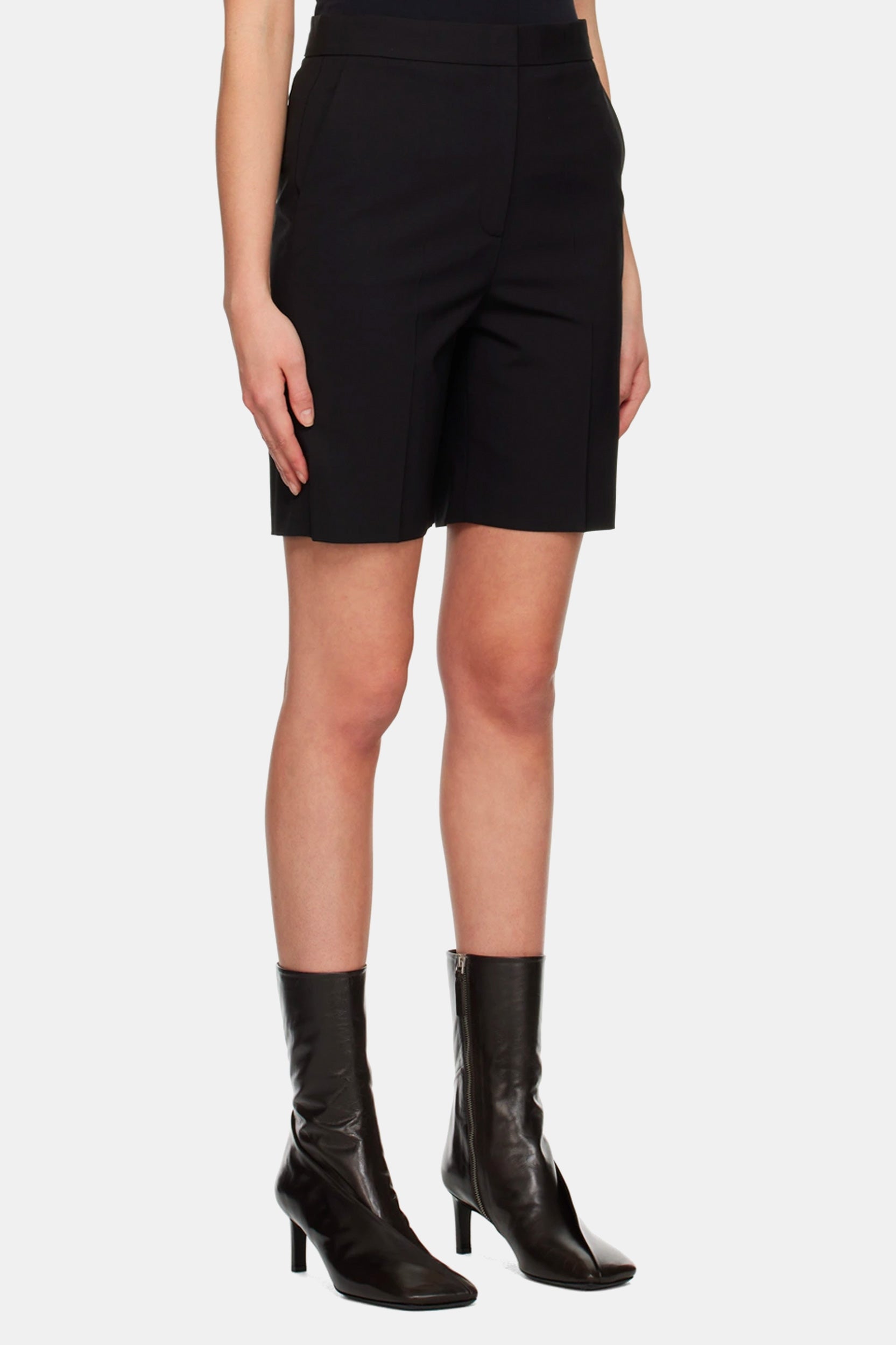 Tapered Shorts in Black